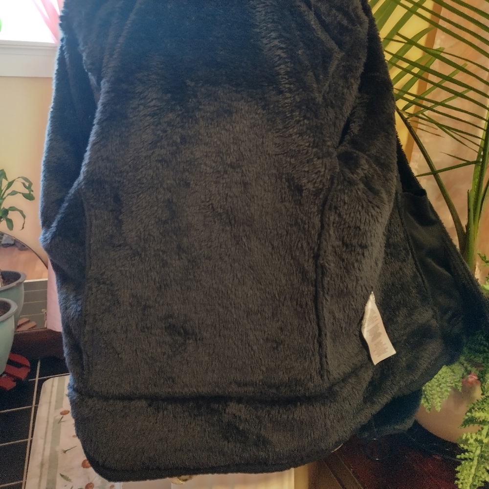 Very Soft Furry Jacket - Picture 10 of 16